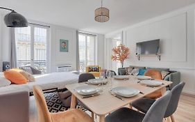 Joli Appartement Champs Elysees - 6P